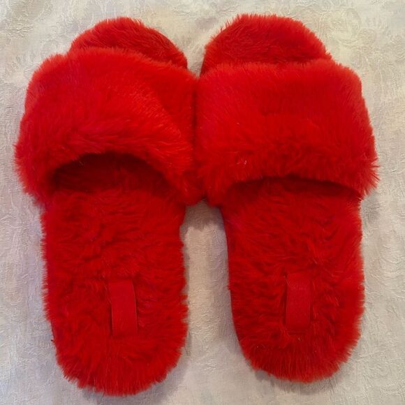 Pink Victorias Secret Fuzzy Slippers Slides Red Size M - Picture 1 of 6